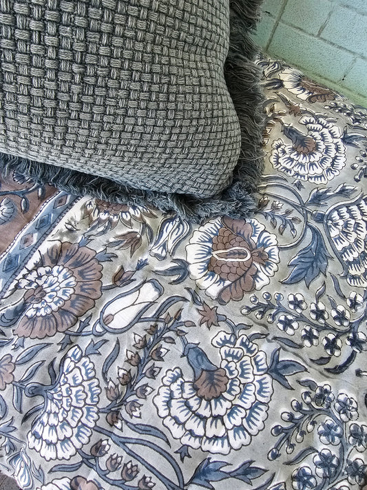 Blockprinted Quilt - Queen